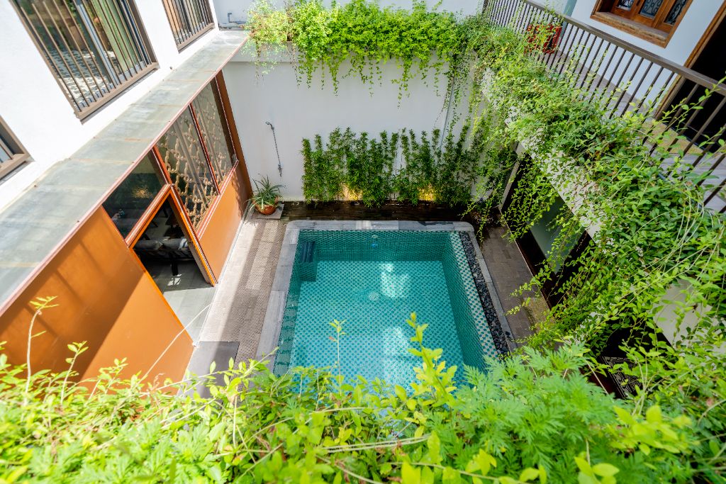 Garden courtyard view at Lemon Tree Spa Hoi An