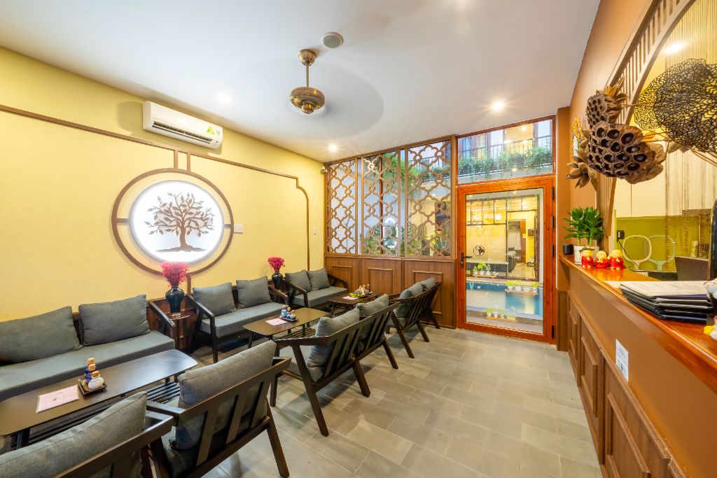 Lemon Tree Spa reception and lounge area in Hoi An